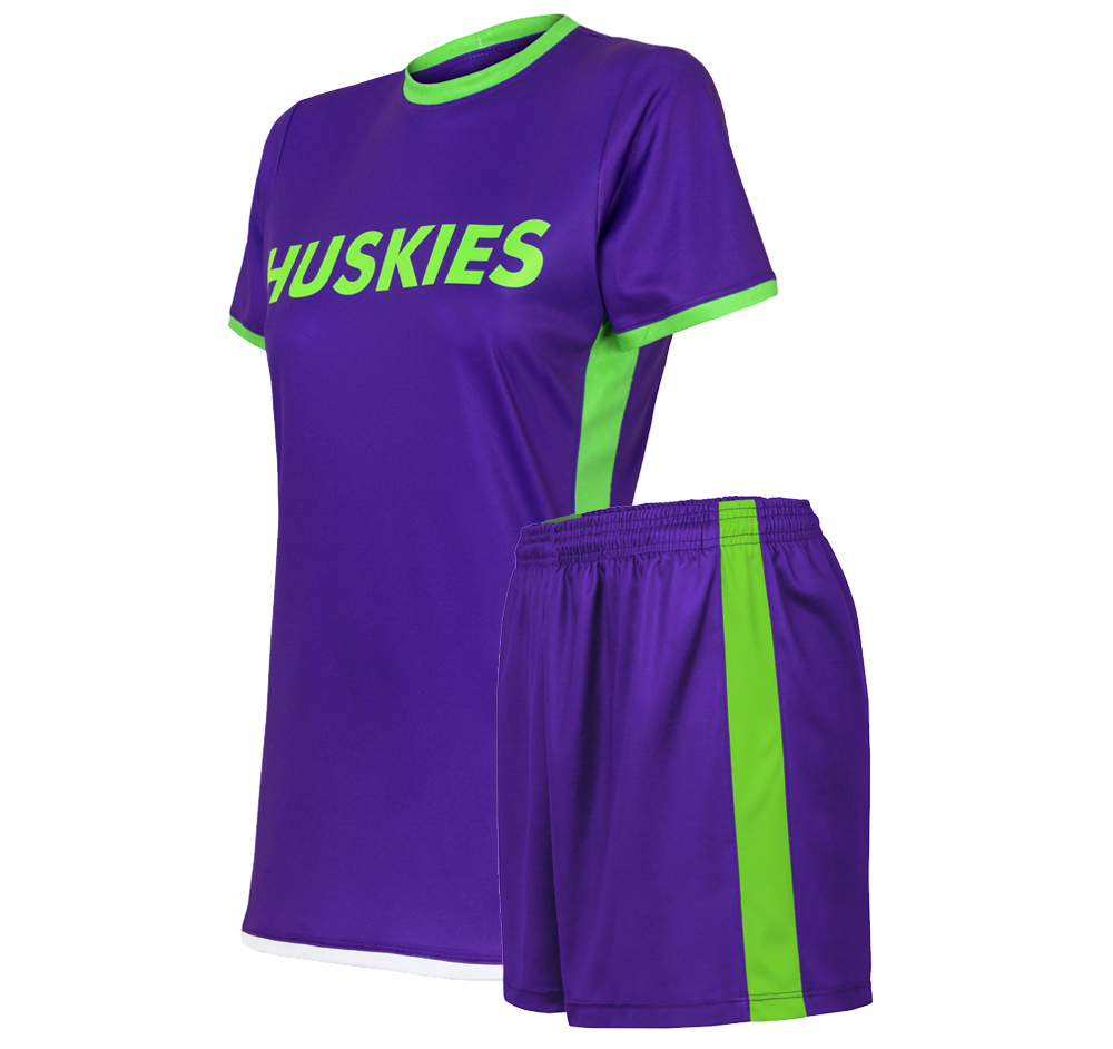 Womensocceruni7